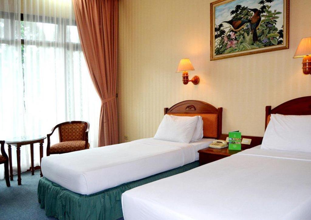Yasmin Hotel Puncak Zewnętrze zdjęcie