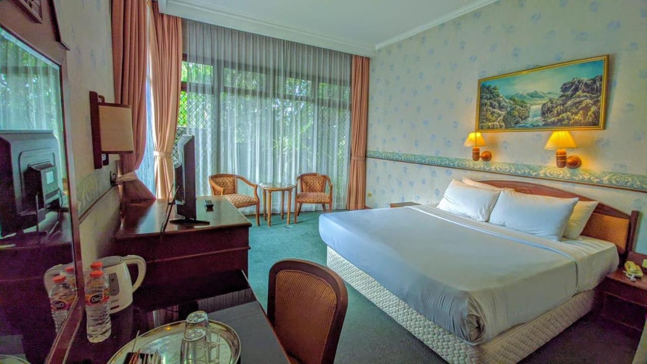 Yasmin Hotel Puncak Zewnętrze zdjęcie