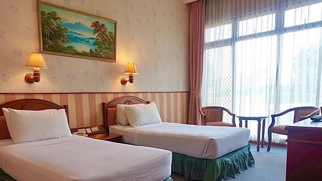 Yasmin Hotel Puncak Zewnętrze zdjęcie